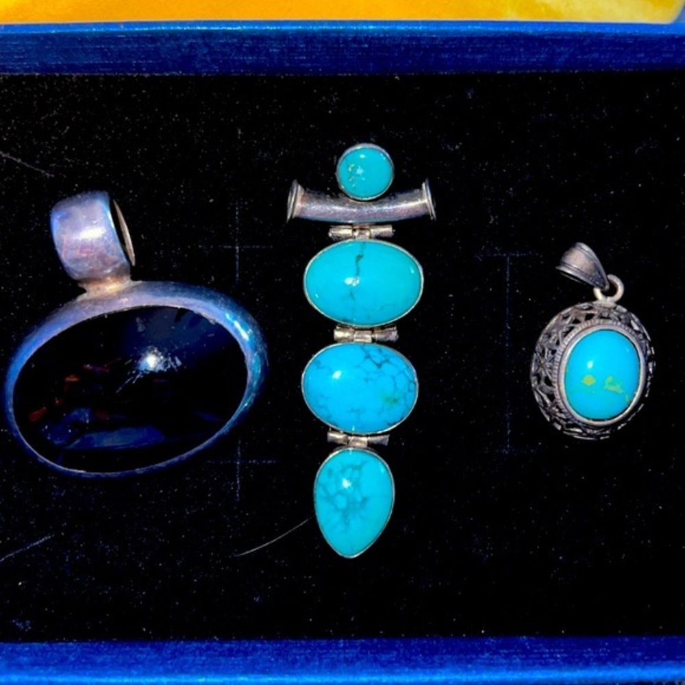 3 Vintage southwestern pendants🩵🩵🖤